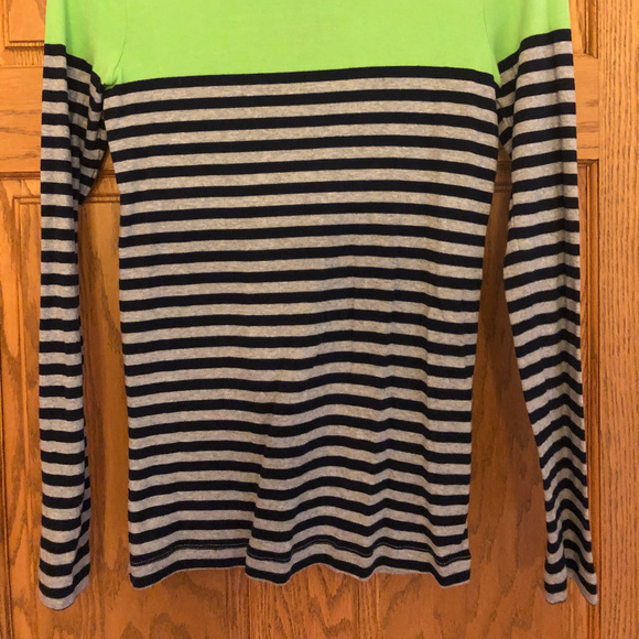 GAP, Size Medium Striped Long Sleeve Tee - Picture 4 of 4